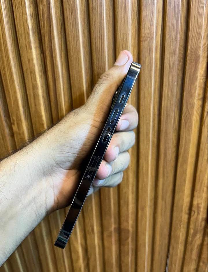 Apple iPhone 13 Pro 5