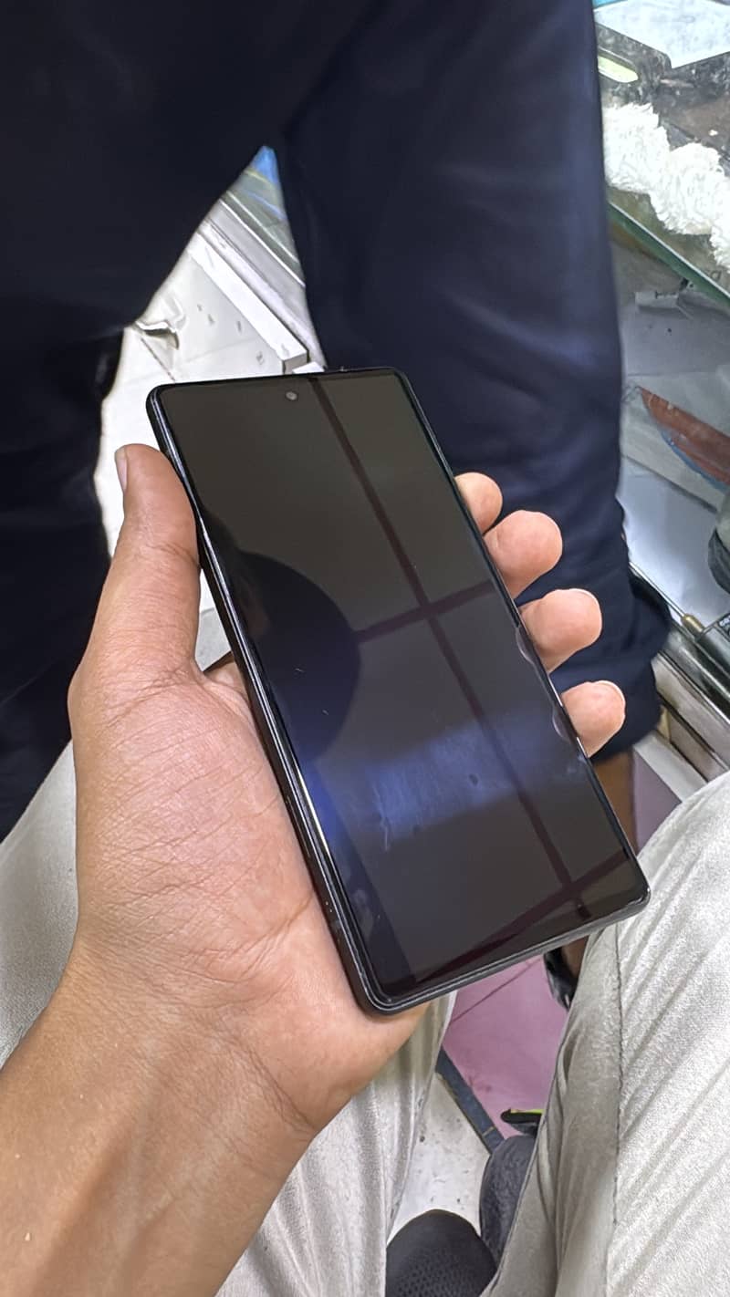 Google Pixel 6 4