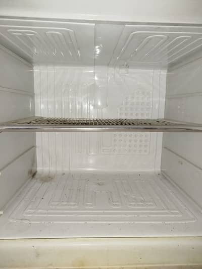 Dawlance Large Size Refrigerator