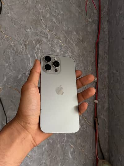 Apple iPhone 15 Pro Max