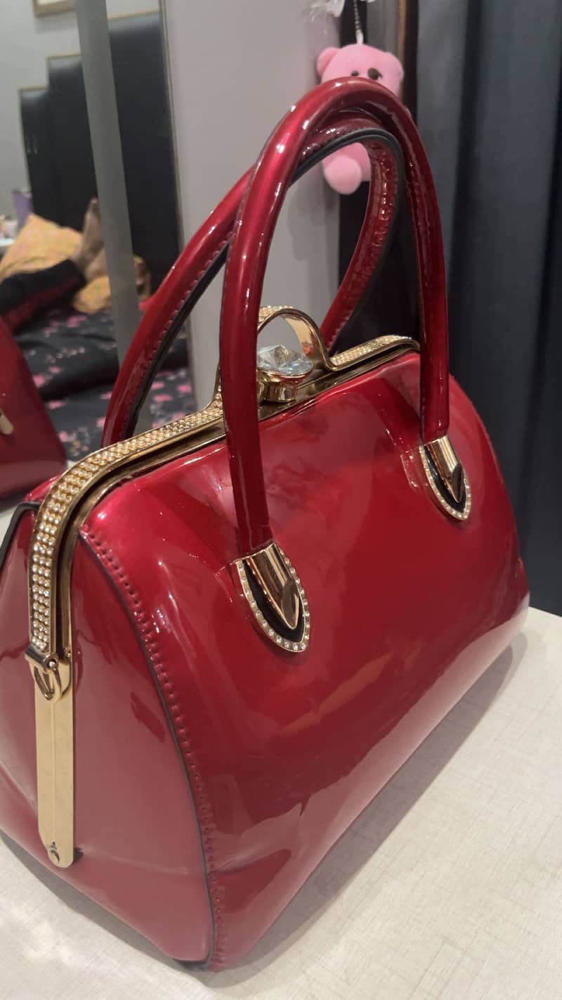 Hand bag 0