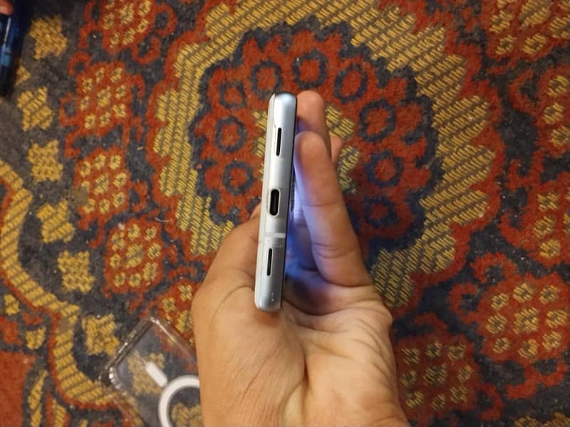 Google Pixel 7a 3