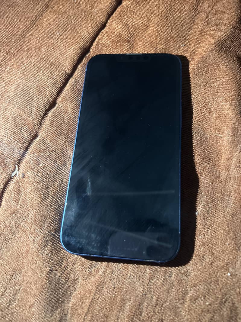 Apple iPhone 13 1