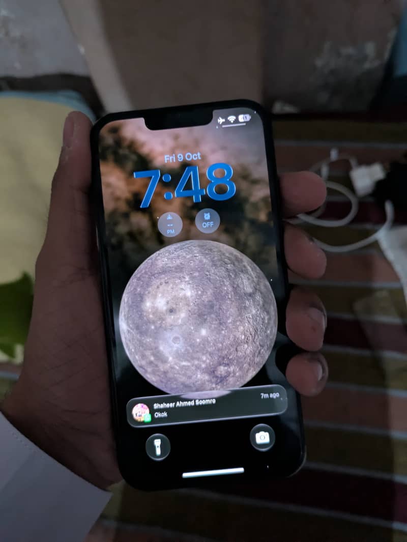 Apple iPhone 13 4