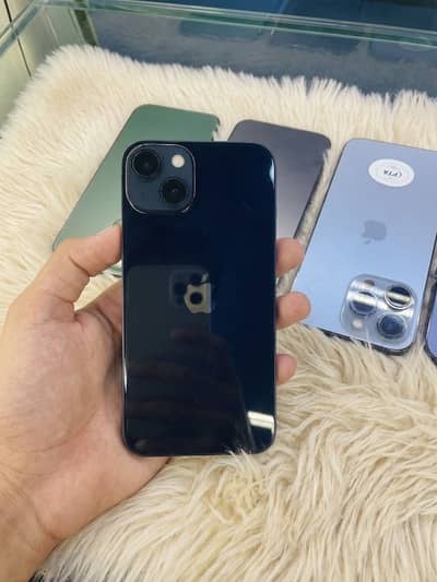 iPhone 13