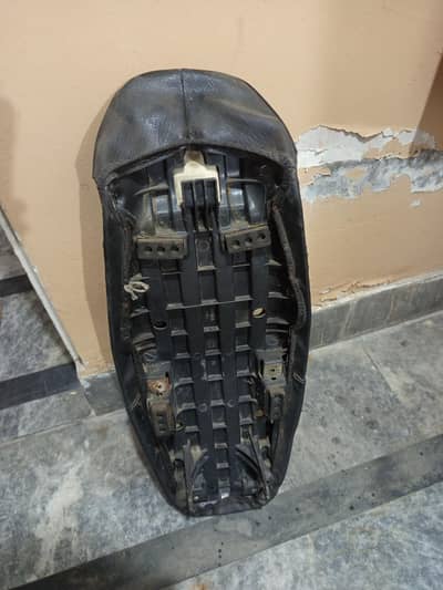 Cd-70 Bike seat