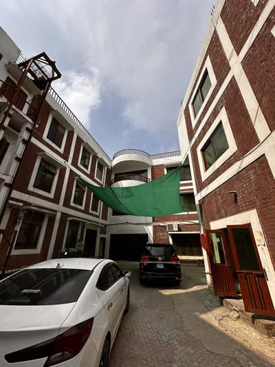 4.5 Kanal Factory Is For Sale With 60 Thousand Square Feet Covered Area