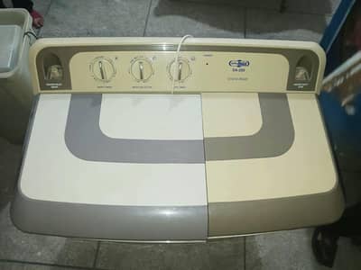 Washer & Dryer