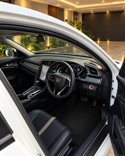 Honda Civic Oriel 2017