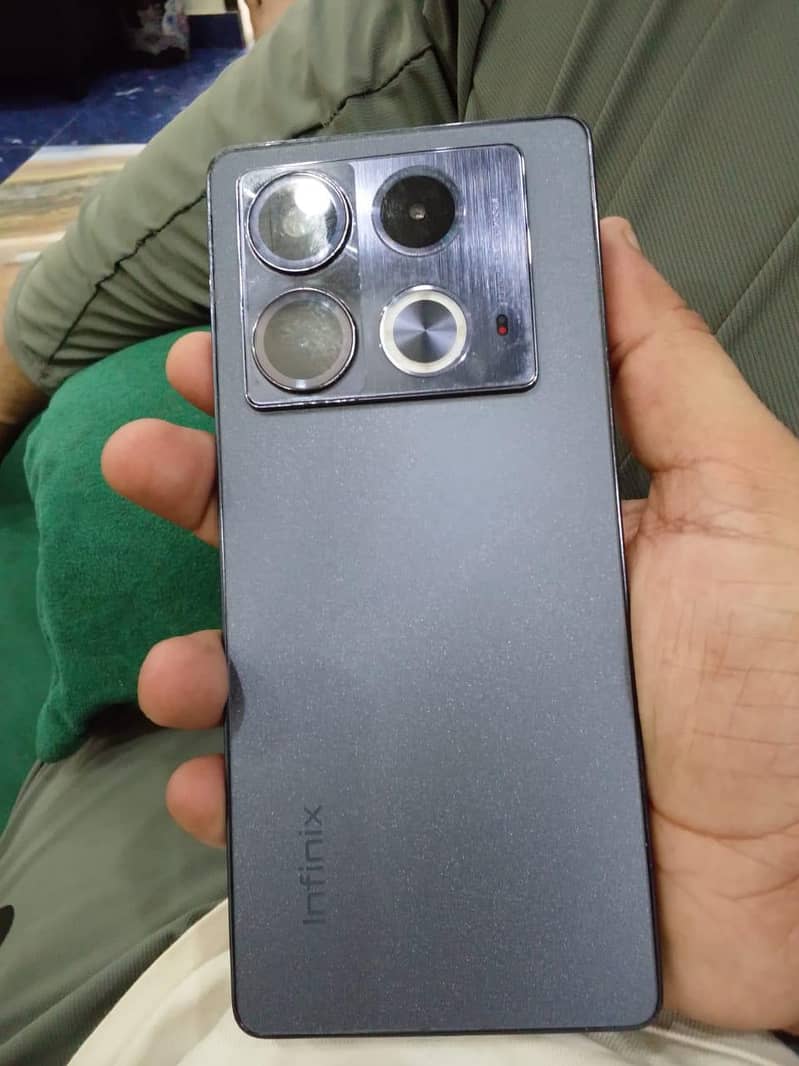Infinix Note 40 2
