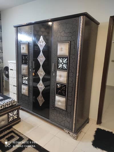 bedroom set 4 pc set without mattress