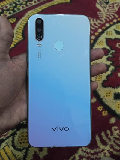 Vivo Y17