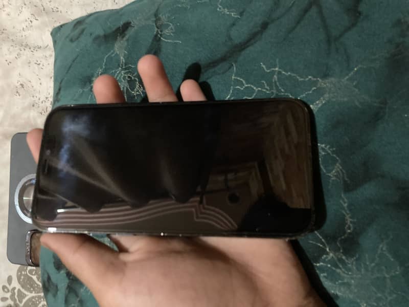 Apple iPhone 12 Pro 4