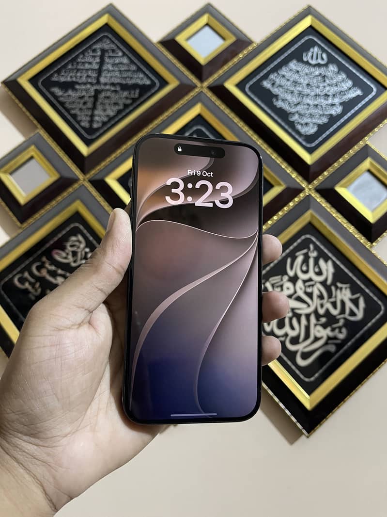 Apple iPhone 15 Pro 1