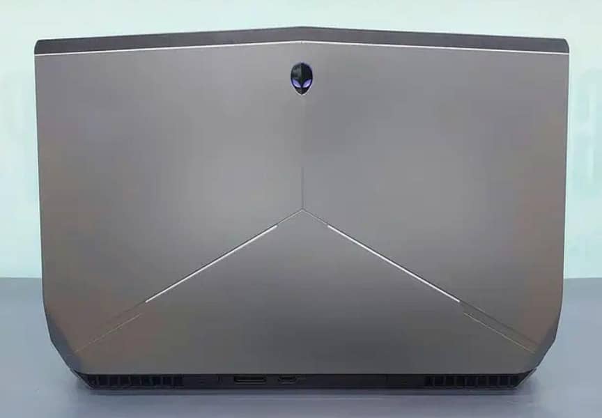 Dell Alienware i7 0