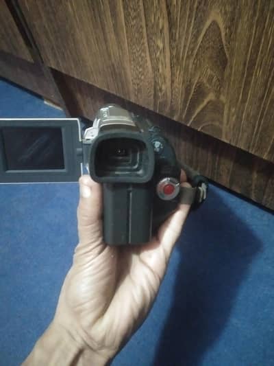 Victor handicap camera