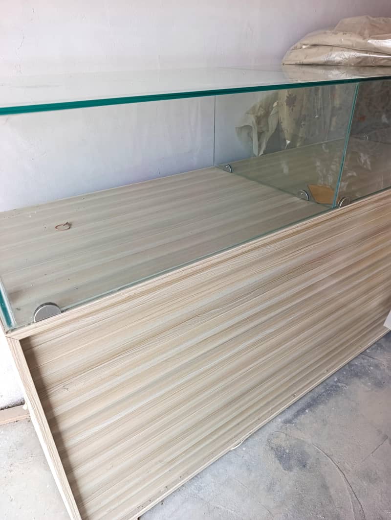 Table console 4