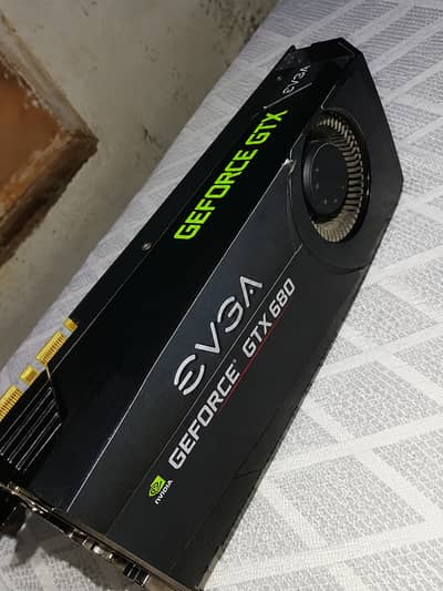 SELLING GTX 680 GDDR5 256-BIT