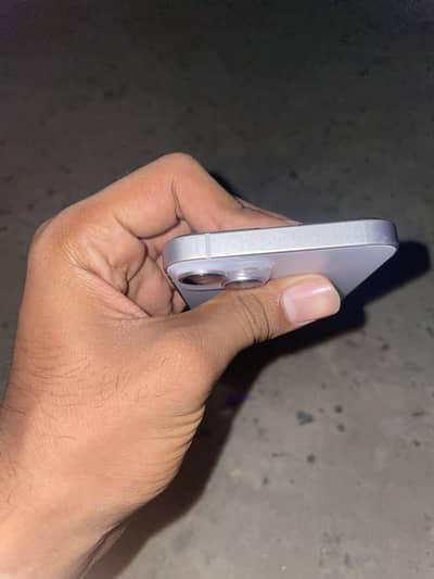 Apple iPhone 14