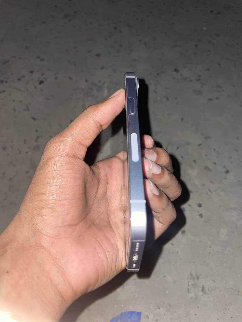 Apple iPhone 14 1