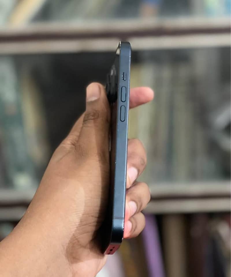 Apple iPhone 14 1