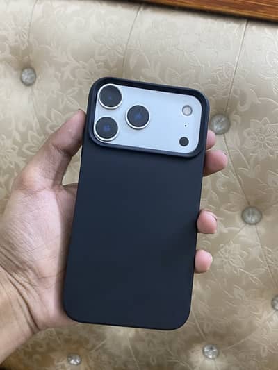 iPhone XR converted 17 pro   NON PTA