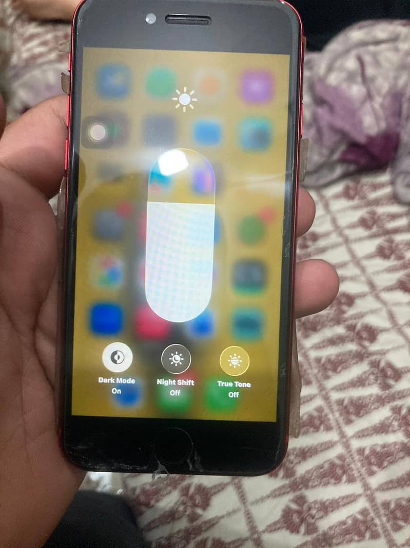 Apple iPhone SE 8