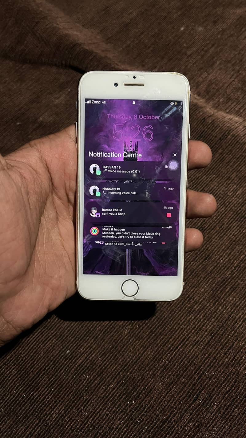 Apple iPhone 8 0