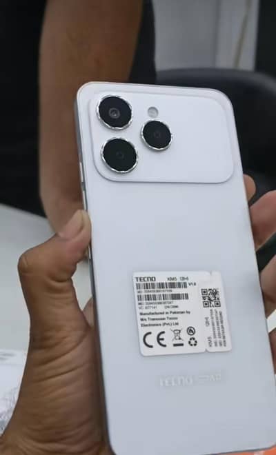 Tecno spark 40 whit color with box charge 5 month warranty on