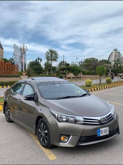 Toyota Corolla Altis grande 2015