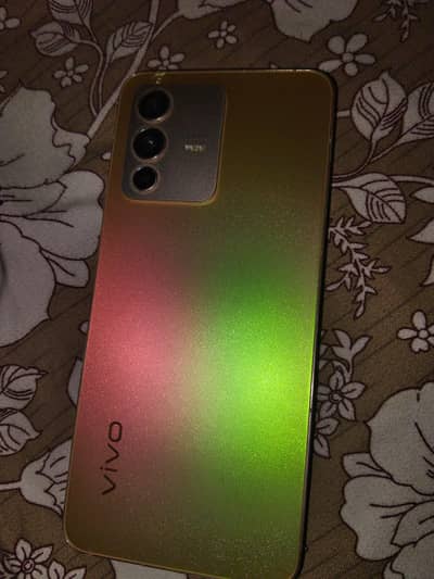 Vivo V23