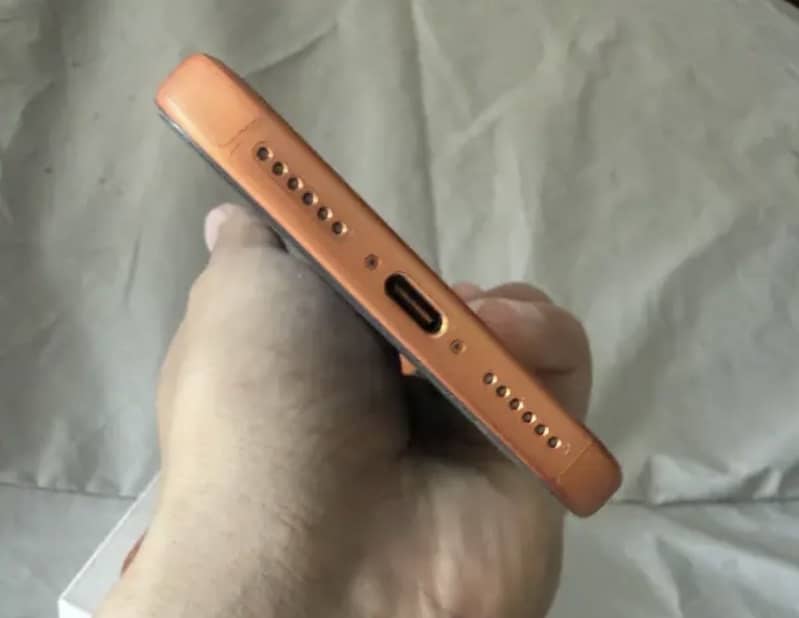 Apple iPhone 17 Pro Max 3