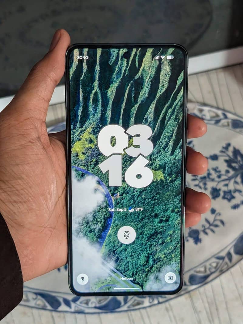 Google Pixel 8 Pro 1