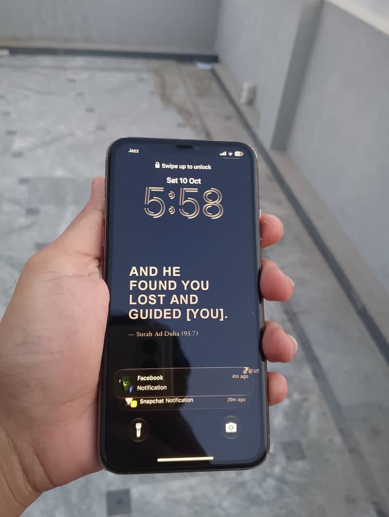 Apple iPhone 11 Pro Max 6