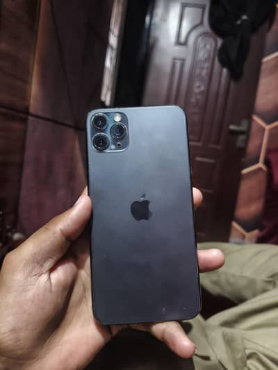 iphone 11 pro max black non pta totally original
