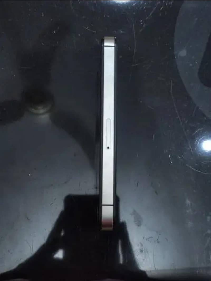 Apple iPhone 4 3