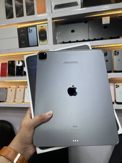 ipad pro 6th generation m1 512 gb with box 12,9 inches