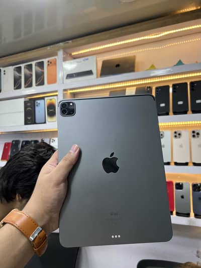 ipad pro 3rd generation m1 128 just glass change baqi full ok