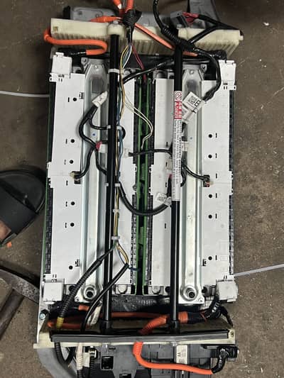 Aqua Axio 2025 Modle battery garnted 2025