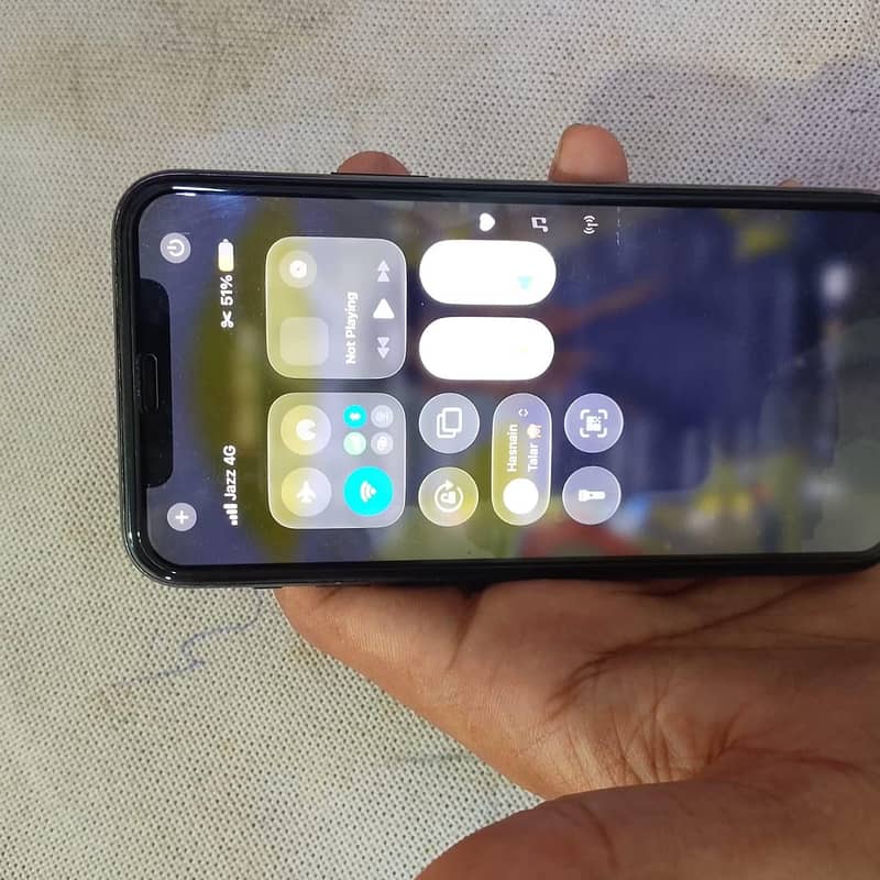Apple iPhone 11 Pro 1