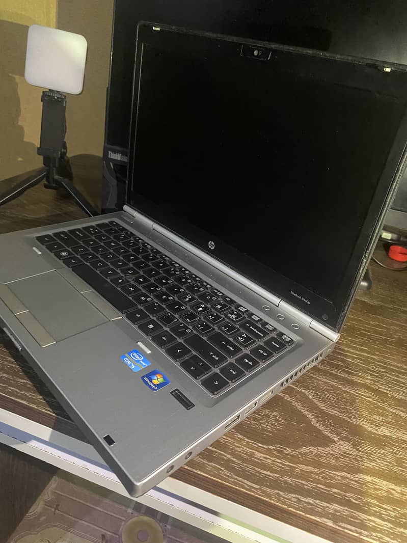 Laptop 0