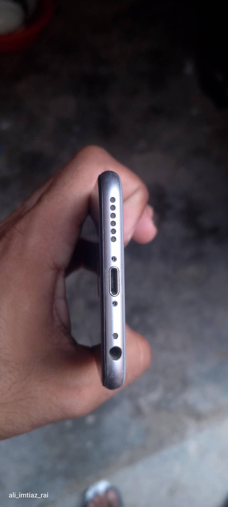 Apple iPhone 6S 4