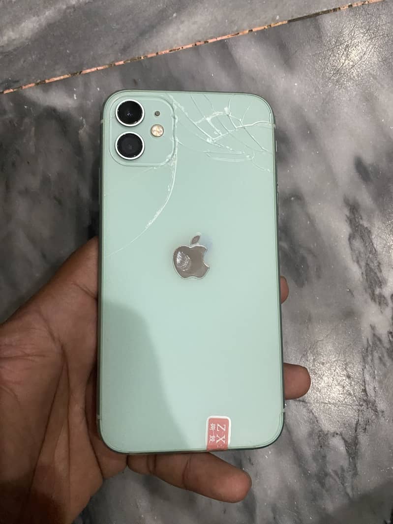 Apple iPhone 11 4