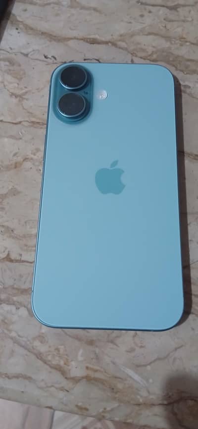 Apple iPhone 16
