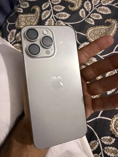 Apple iPhone 15 Pro Max