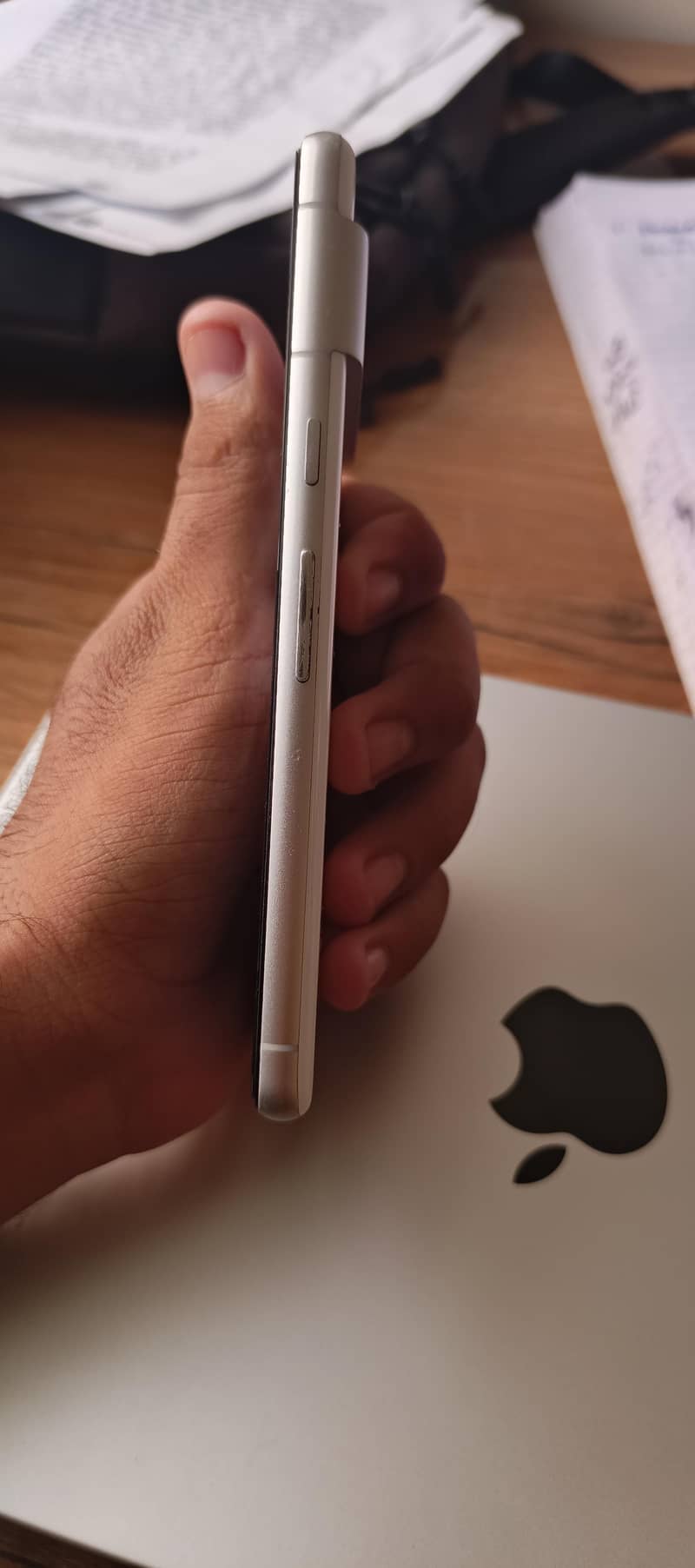 Google Pixel 7 4