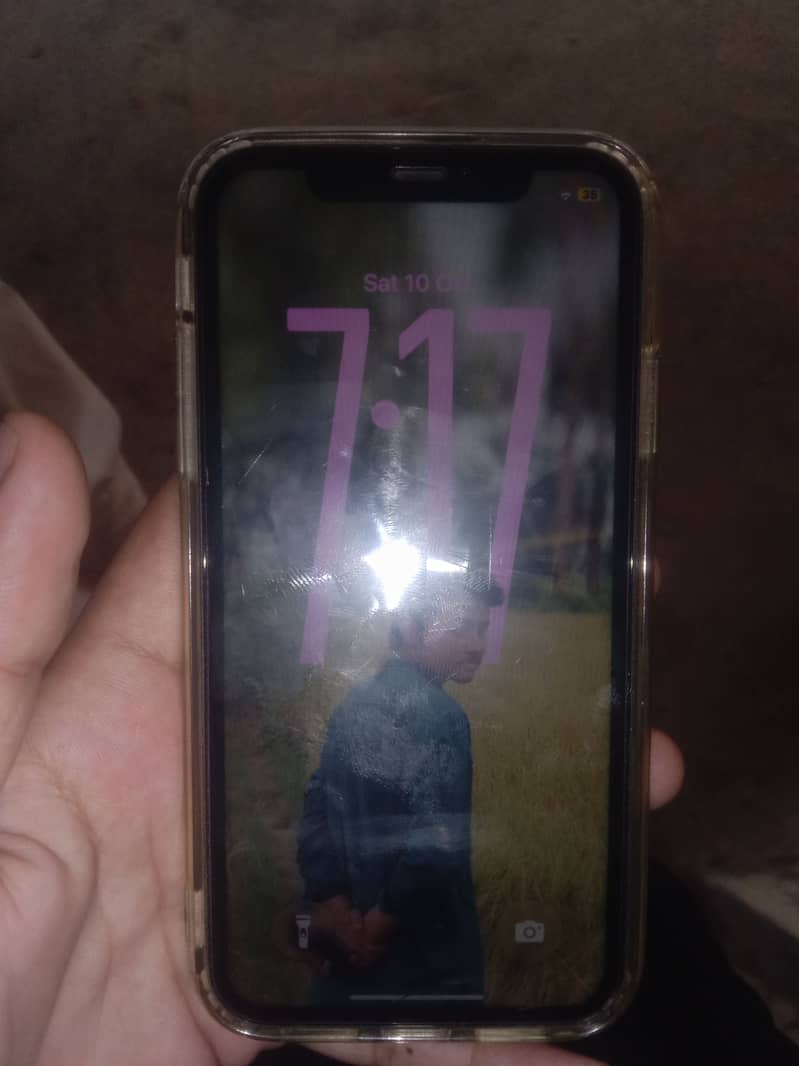 Apple iPhone 11 0