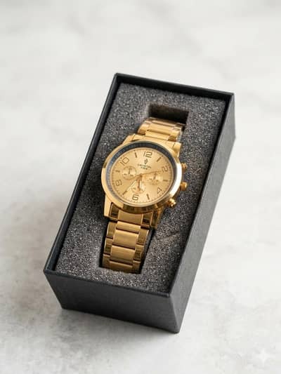 beautiful gold colour watch