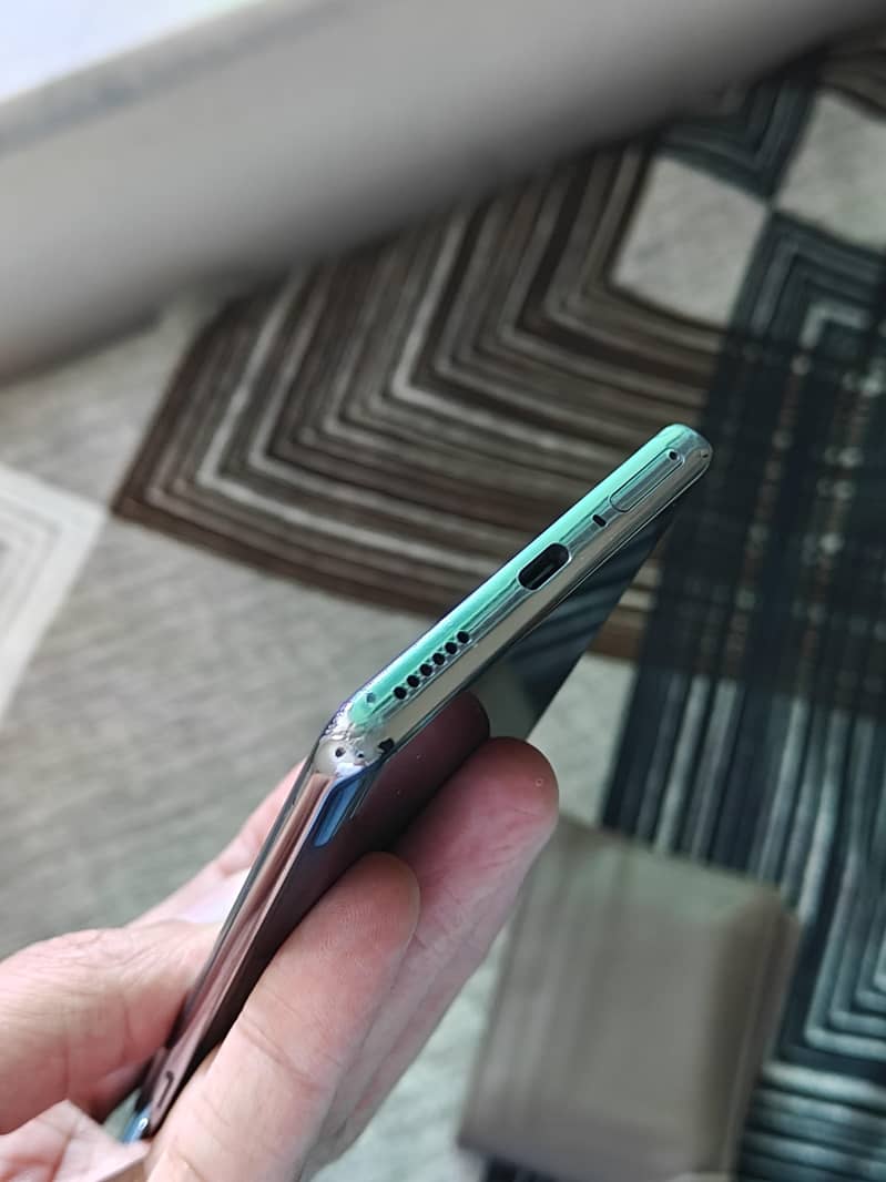 Tecno CAMON 40 Pro 12
