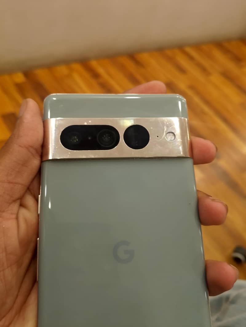 Google Pixel 7 Pro 6